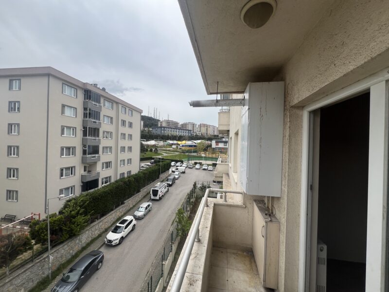 ÇINAR KONUTLARINDA 1+1 KİRALIK DAİRE
