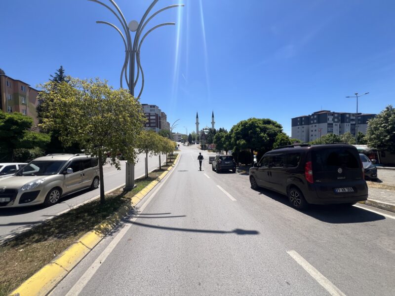 ÇAYIROVA ÇAĞDAŞKENT SİTESİ’NDE SATILIK 3+1 DAİRE