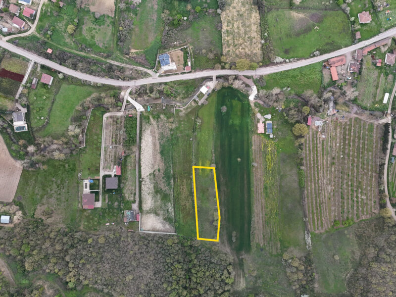 YALOVA ALTINOVA KARADERE MAHALLESİ’NDE SATILIK 1.968 m² TARLA