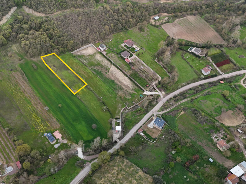 YALOVA ALTINOVA KARADERE MAHALLESİ’NDE SATILIK 1.968 m² TARLA